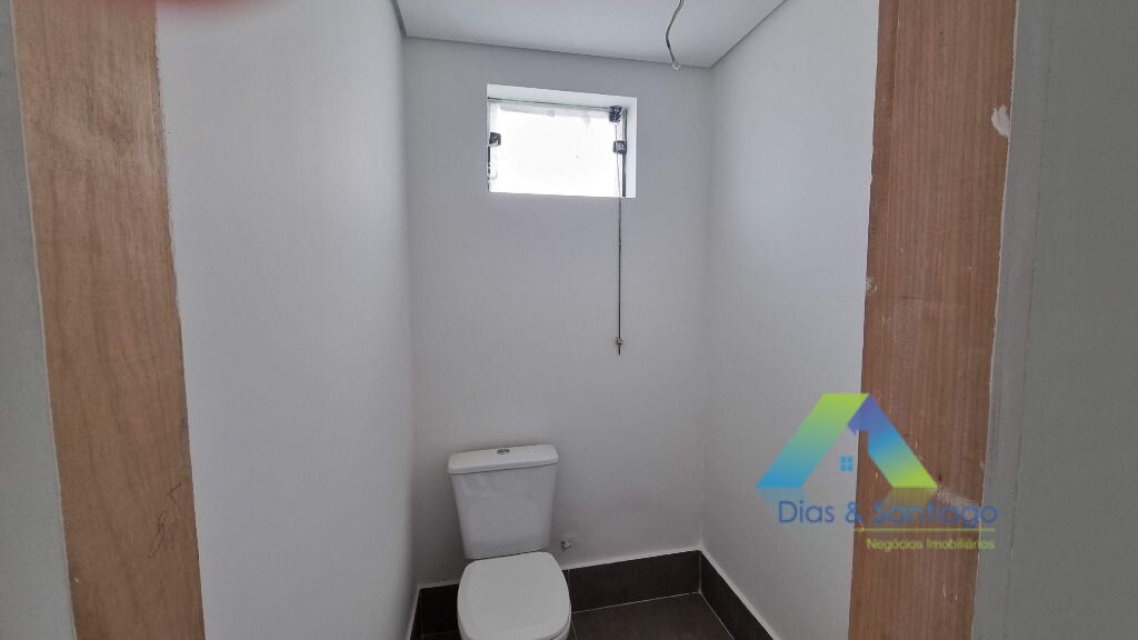 Sobrado à venda com 4 quartos, 240m² - Foto 53