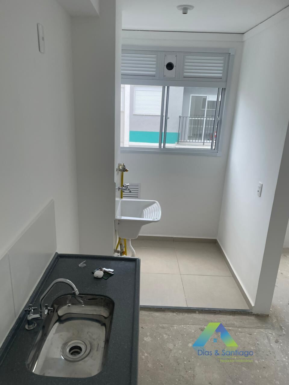 Apartamento à venda com 2 quartos, 37m² - Foto 4