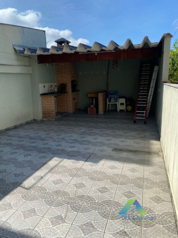 Casa à venda com 3 quartos, 200m² - Foto 24