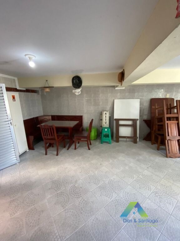 Casa à venda com 3 quartos, 200m² - Foto 20