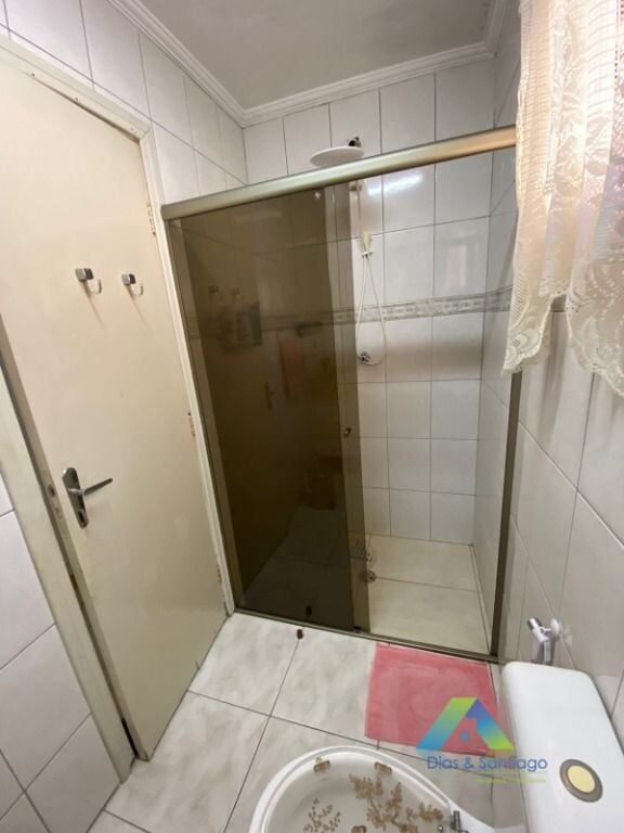 Casa à venda com 3 quartos, 200m² - Foto 25