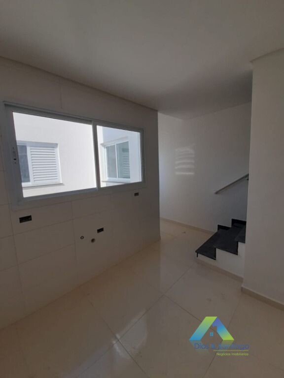 Cobertura à venda com 2 quartos, 92m² - Foto 2