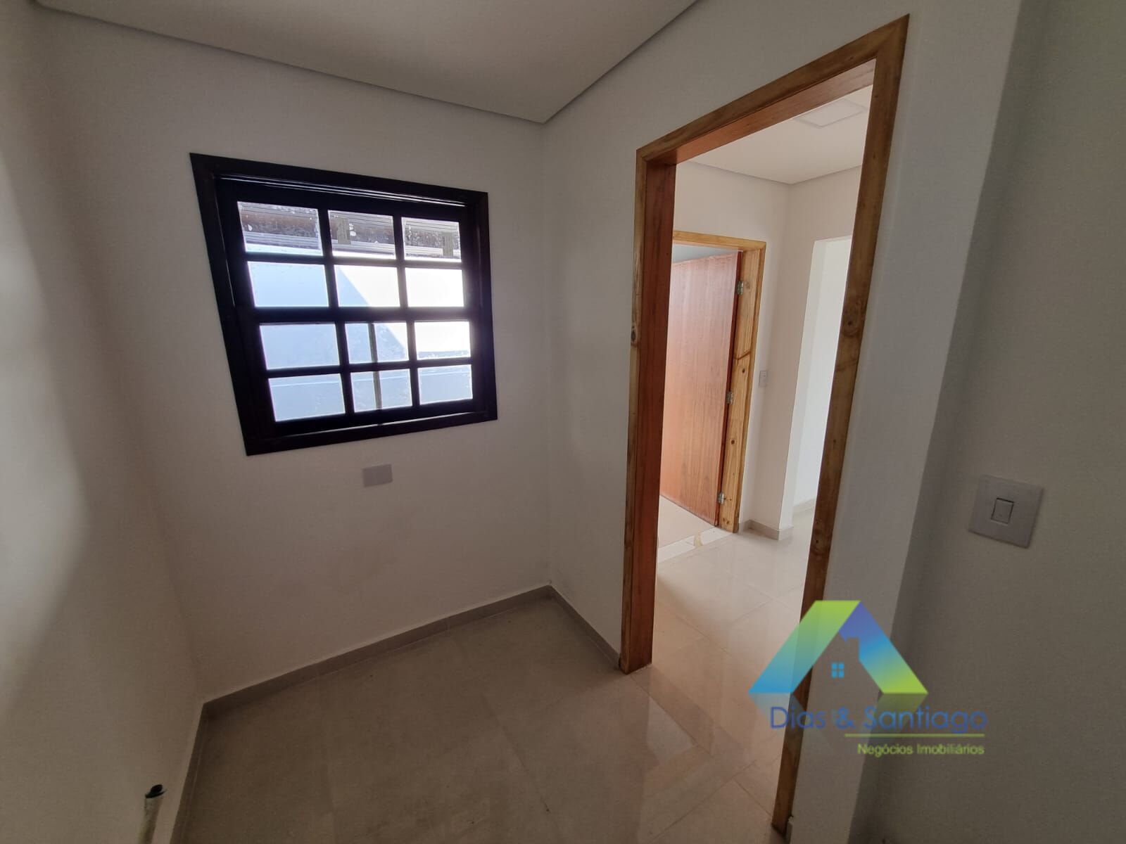 Casa à venda com 3 quartos, 62m² - Foto 10