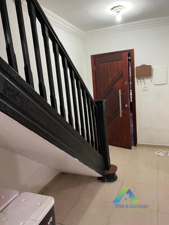 Sobrado à venda com 3 quartos, 140m² - Foto 4