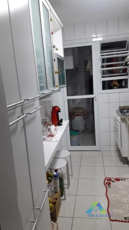 Apartamento à venda com 3 quartos, 68m² - Foto 13