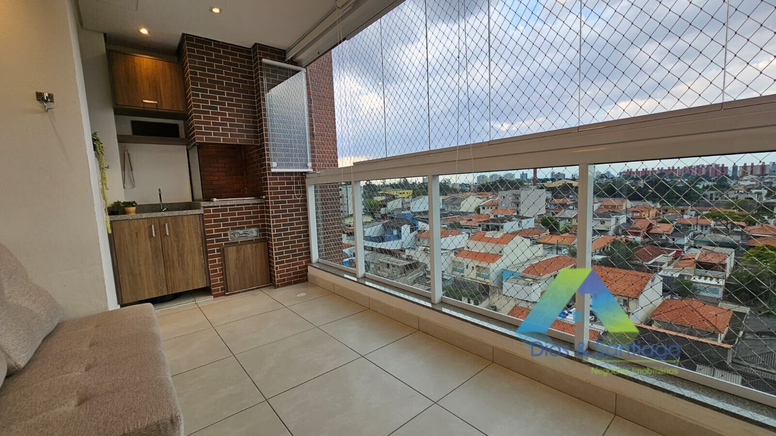 Apartamento à venda com 2 quartos, 72m² - Foto 9