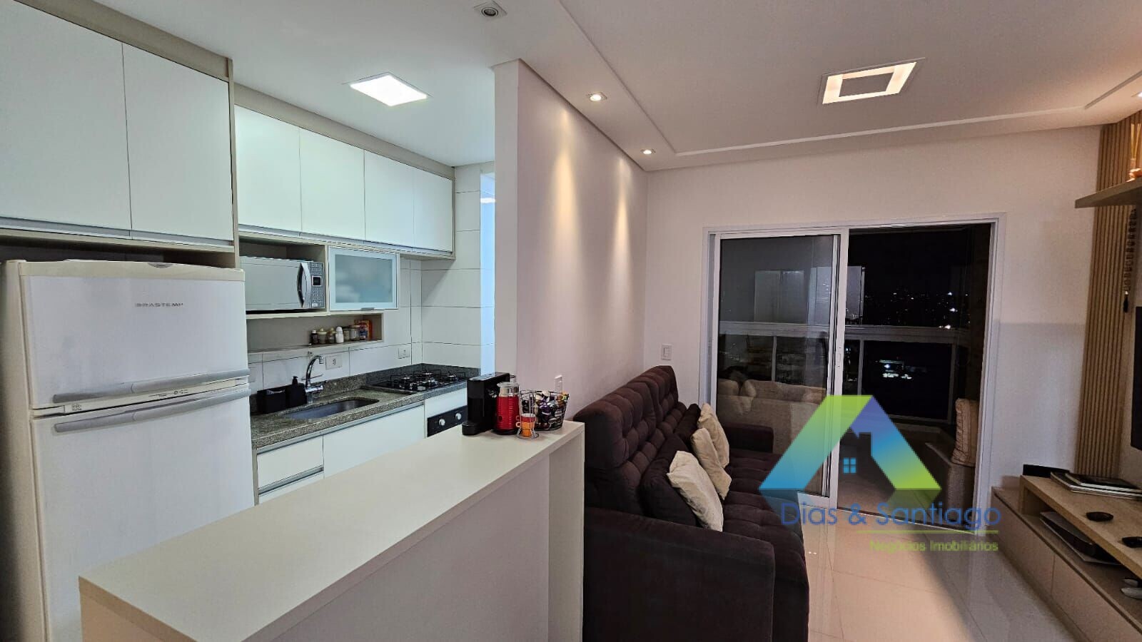 Apartamento à venda com 2 quartos, 72m² - Foto 5