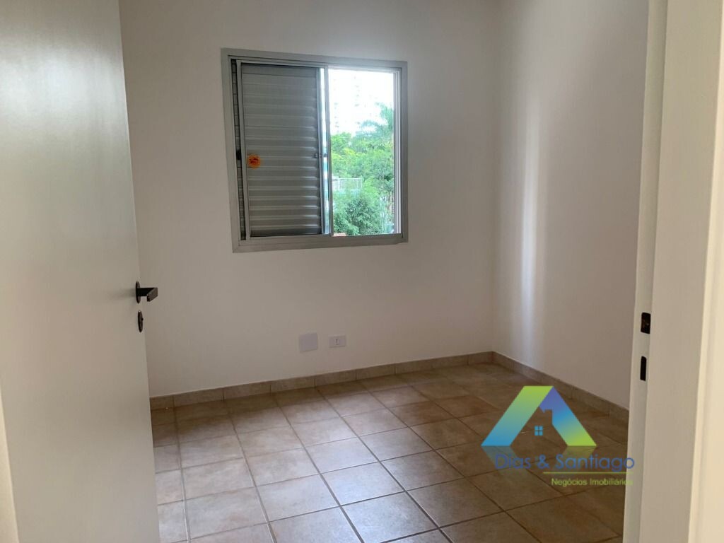 Apartamento à venda com 3 quartos, 63m² - Foto 4