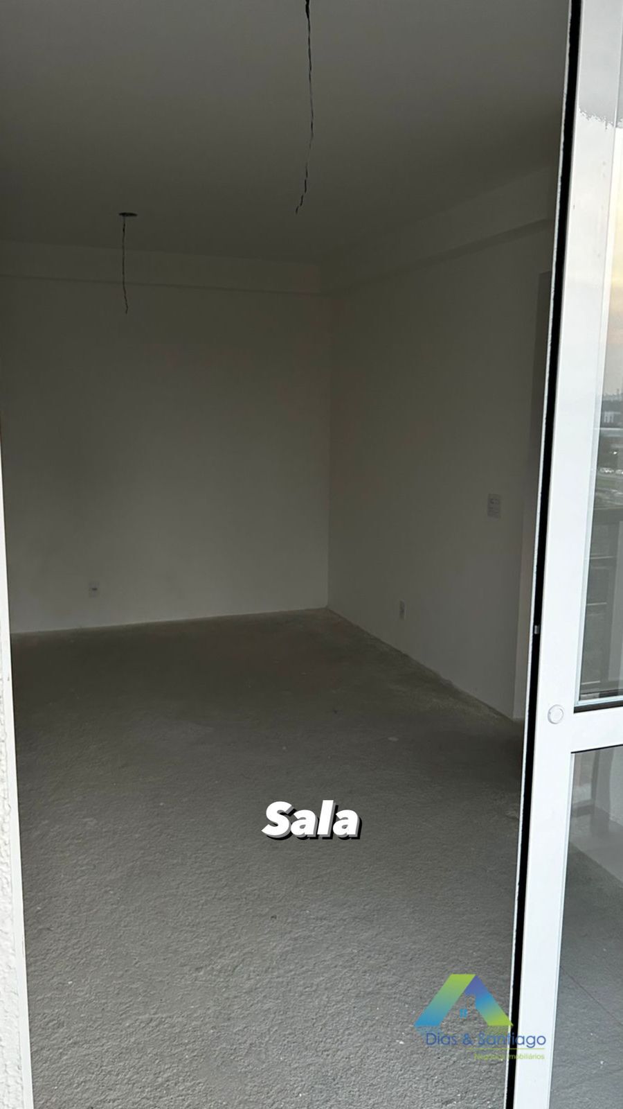 Apartamento à venda com 2 quartos, 56m² - Foto 3