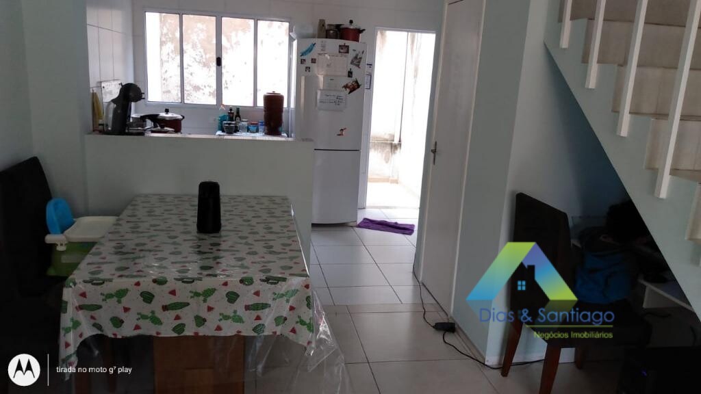 Sobrado à venda com 2 quartos, 61m² - Foto 1