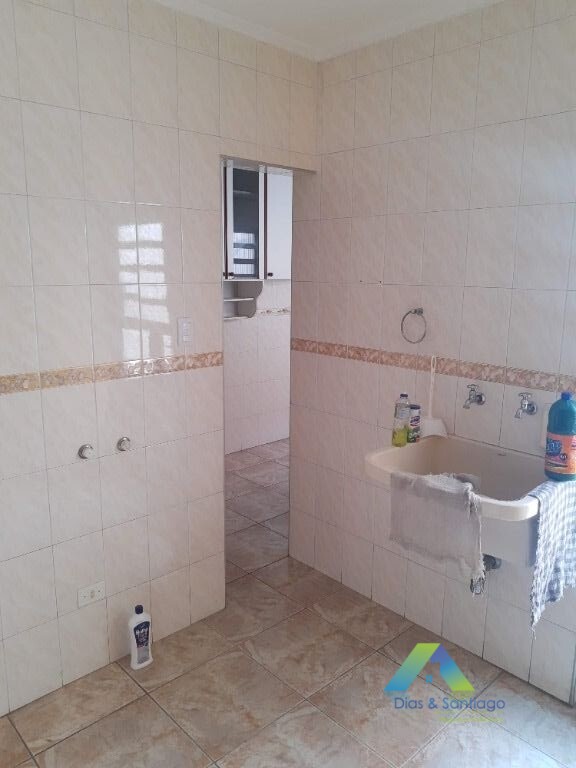 Casa à venda com 4 quartos, 260m² - Foto 11