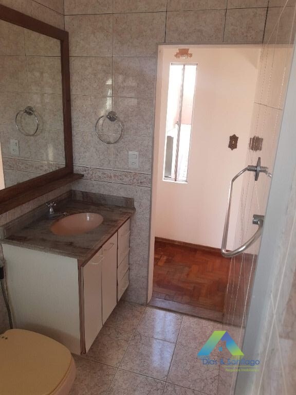 Casa à venda com 4 quartos, 260m² - Foto 19