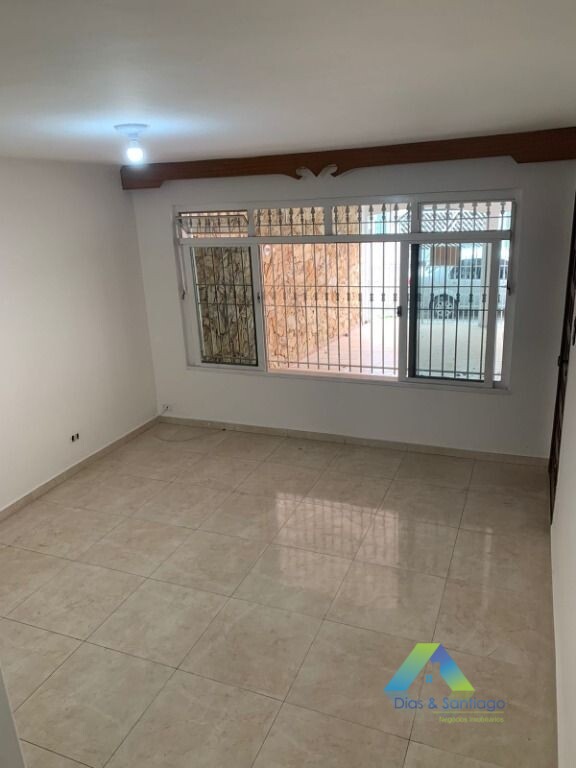 Casa à venda com 4 quartos, 260m² - Foto 3