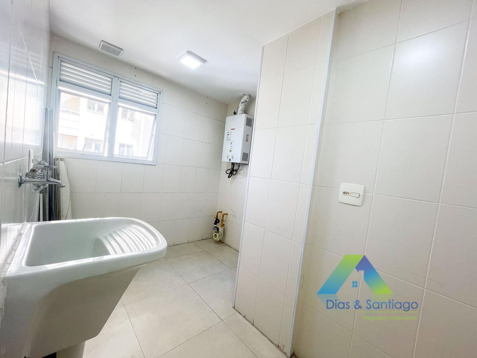 Apartamento à venda com 3 quartos, 128m² - Foto 5