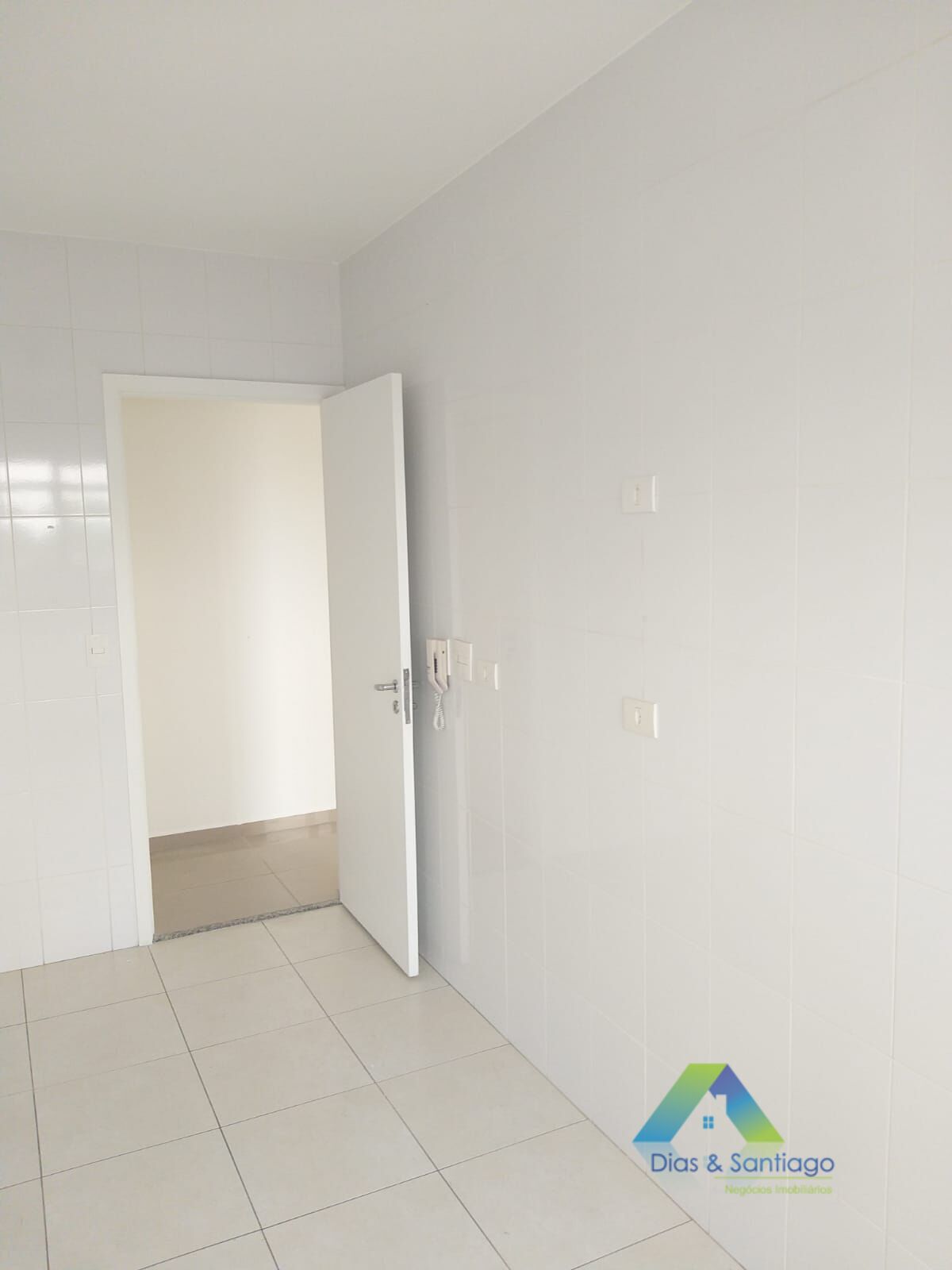 Apartamento para alugar com 2 quartos, 63m² - Foto 10