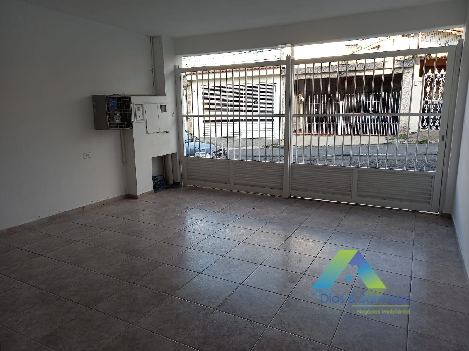 Sobrado à venda com 5 quartos, 190m² - Foto 2