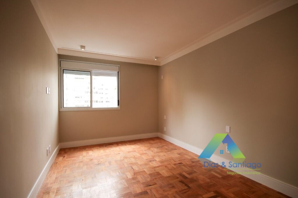 Apartamento à venda com 3 quartos, 258m² - Foto 7