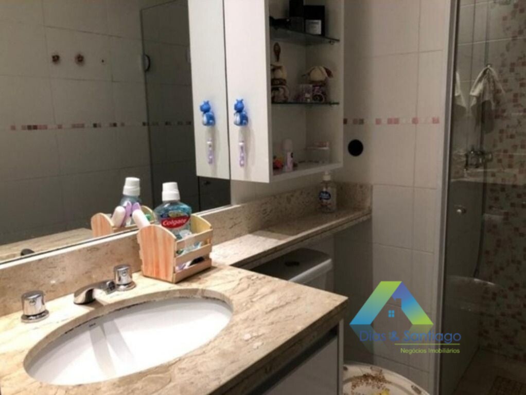 Apartamento à venda com 3 quartos, 75m² - Foto 17