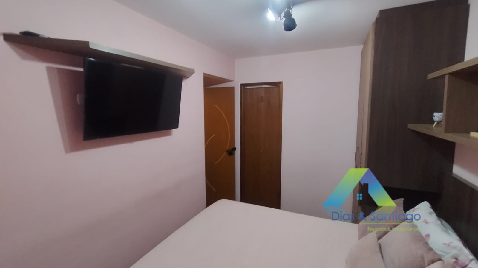 Apartamento à venda com 2 quartos, 62m² - Foto 13