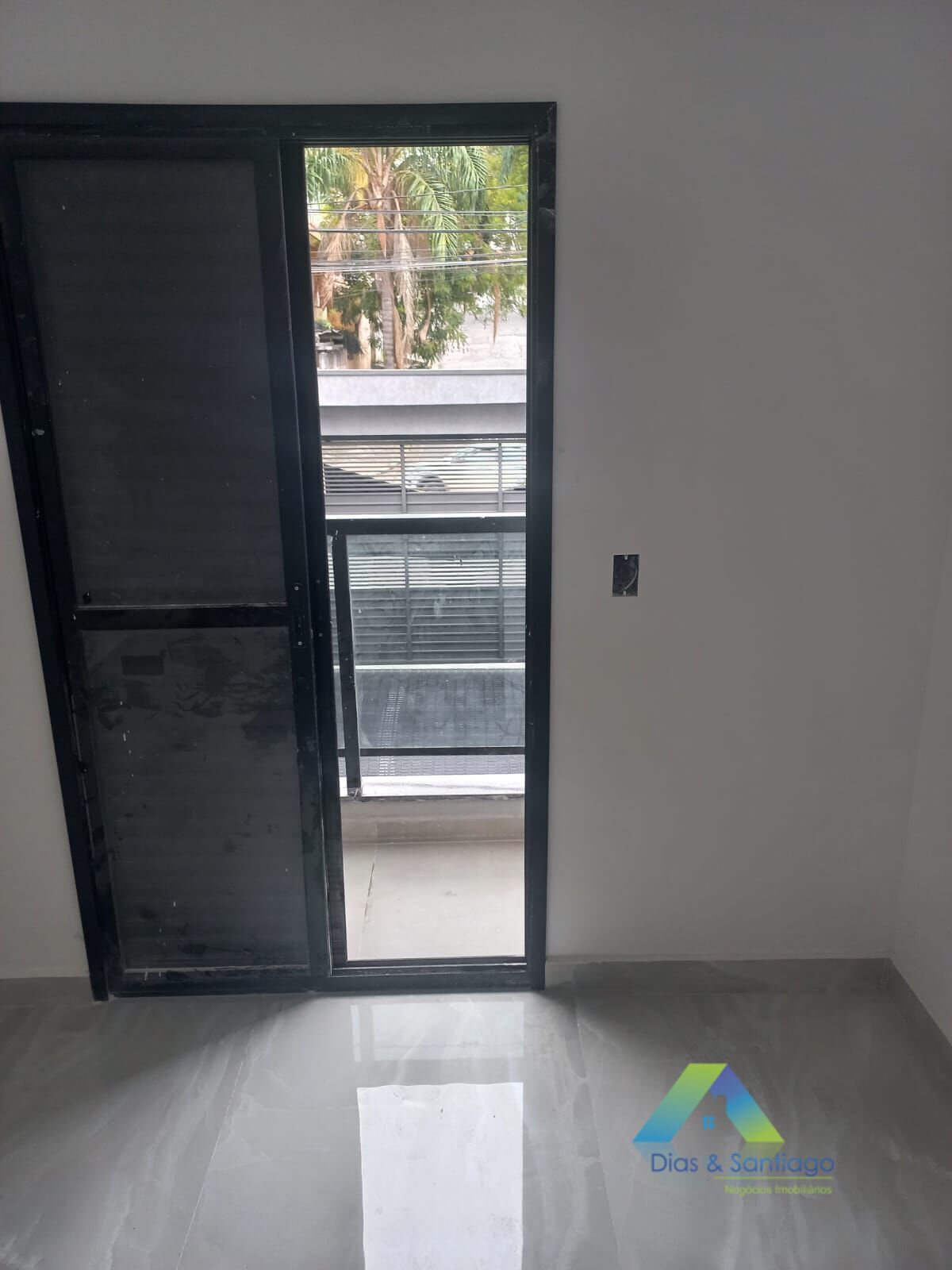 Apartamento à venda com 3 quartos, 75m² - Foto 9