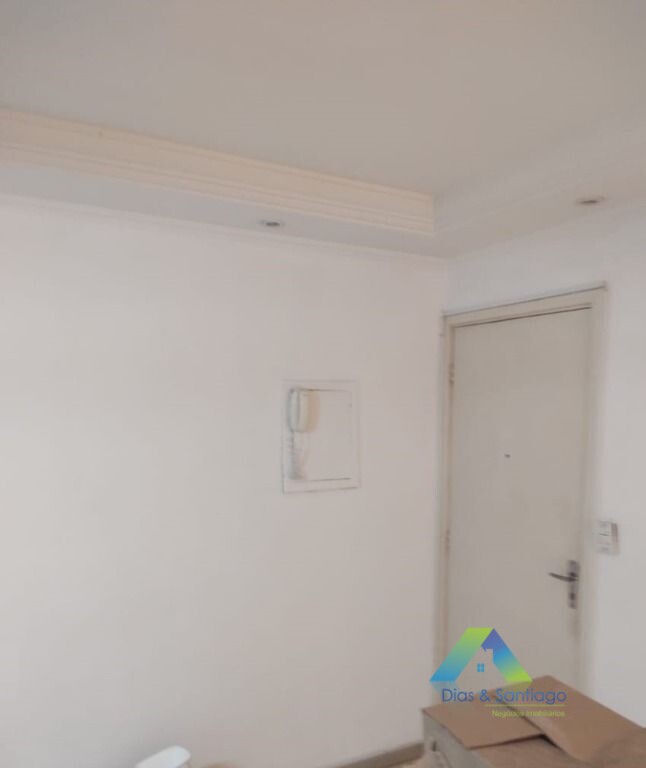 Apartamento à venda com 3 quartos, 85m² - Foto 2