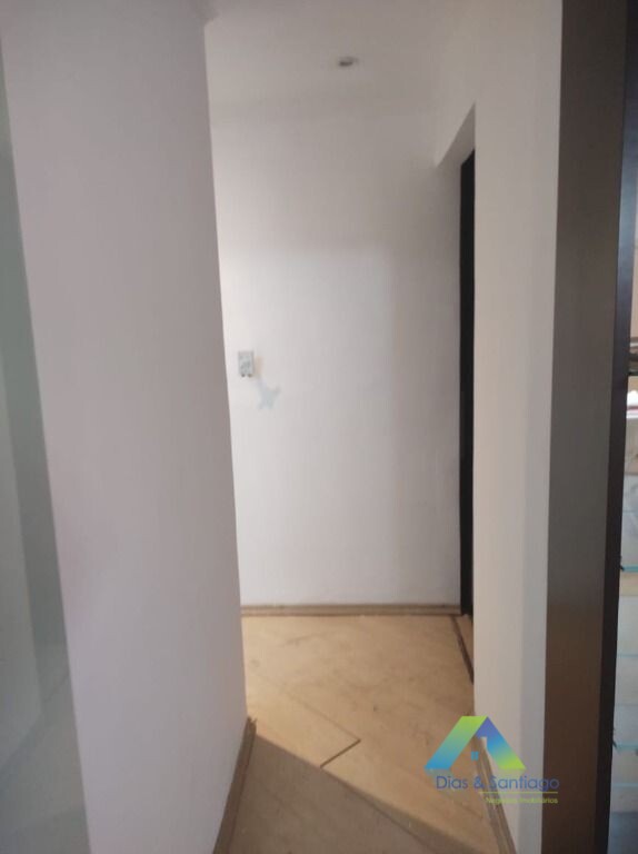 Apartamento à venda com 3 quartos, 85m² - Foto 4