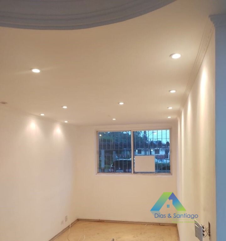 Apartamento à venda com 3 quartos, 85m² - Foto 1