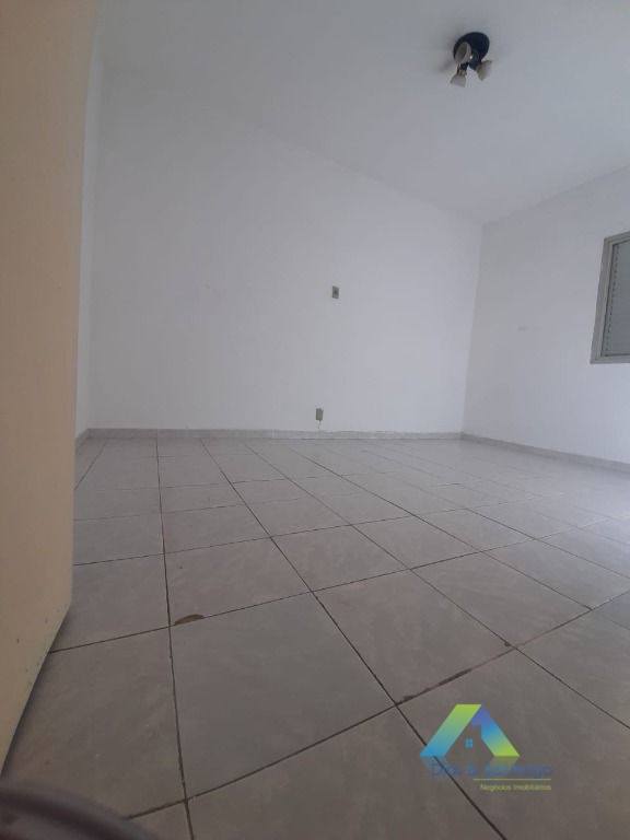 Casa para alugar com 1 quarto, 60m² - Foto 31