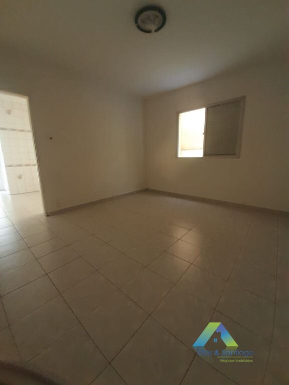 Casa para alugar com 1 quarto, 60m² - Foto 14