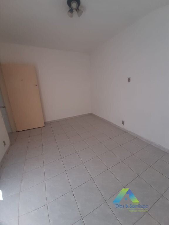 Casa para alugar com 1 quarto, 60m² - Foto 28