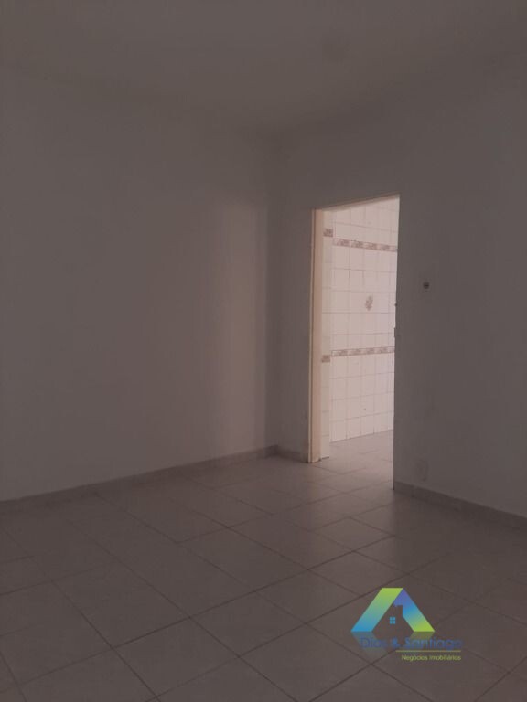 Casa para alugar com 1 quarto, 60m² - Foto 21