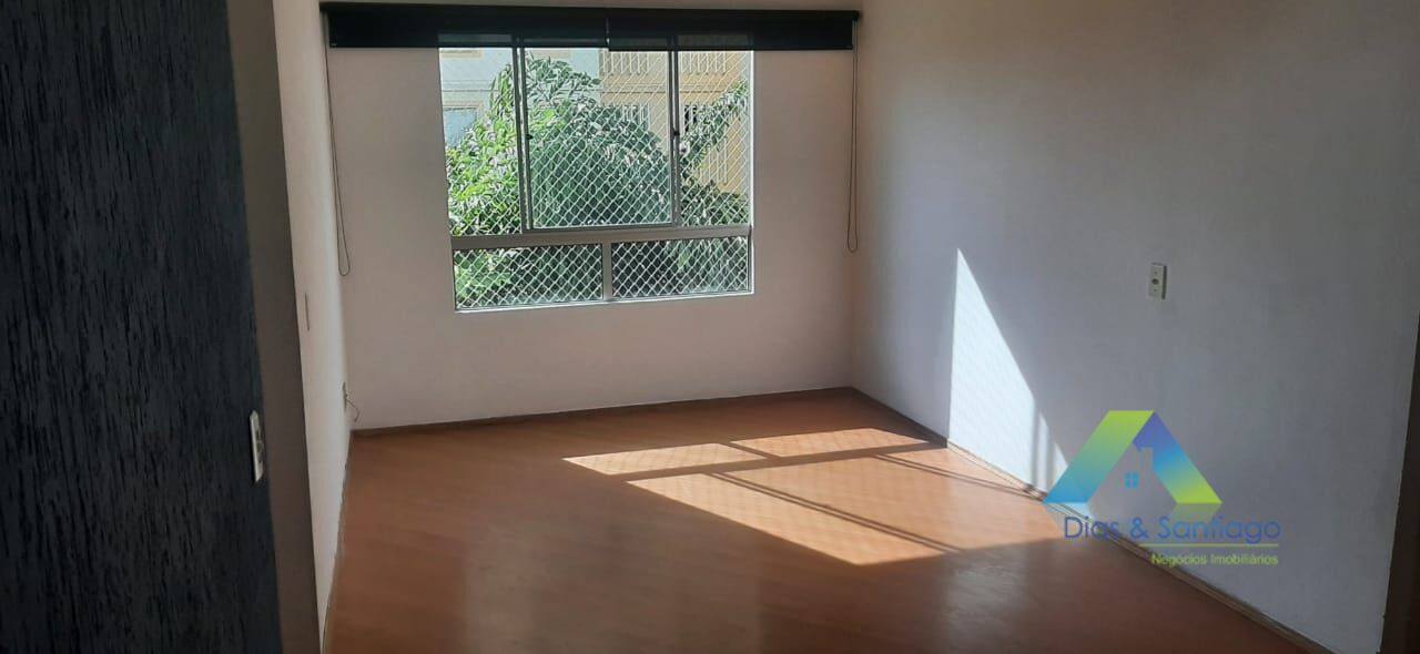 Apartamento à venda com 2 quartos, 64m² - Foto 1