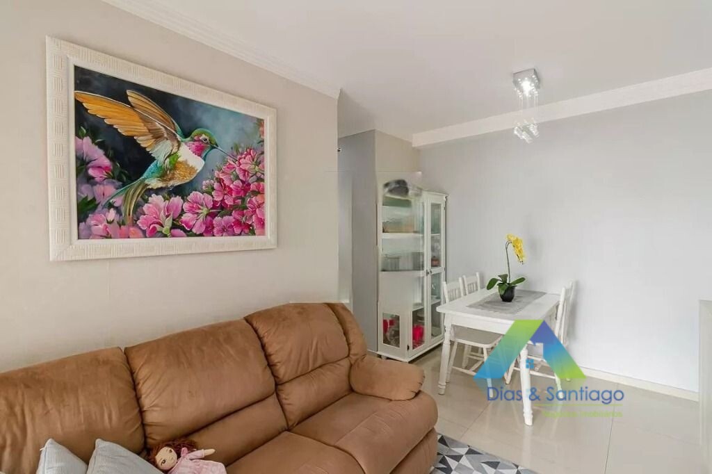 Apartamento à venda com 2 quartos, 67m² - Foto 4