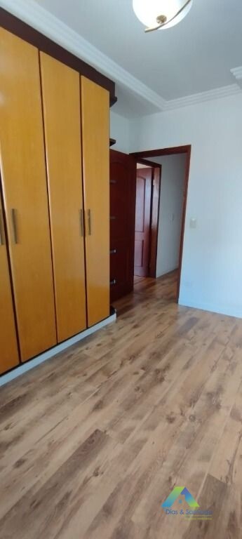 Apartamento à venda com 3 quartos, 137m² - Foto 10