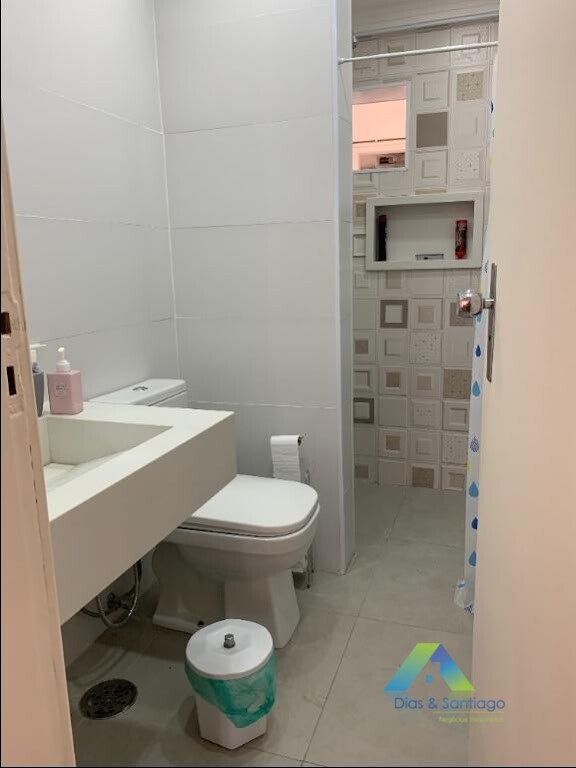 Apartamento à venda com 3 quartos, 100m² - Foto 2