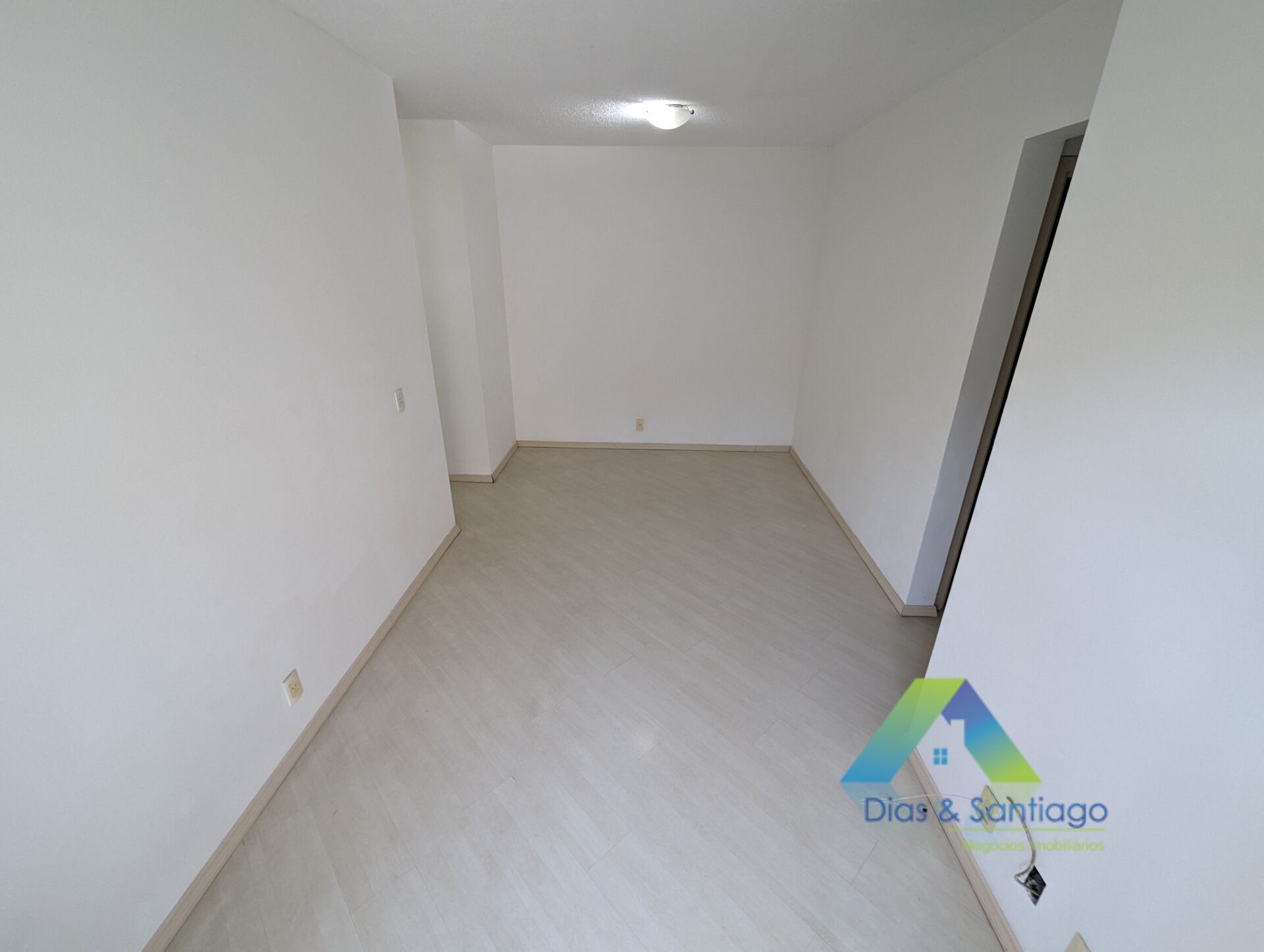 Apartamento à venda com 2 quartos, 48m² - Foto 1