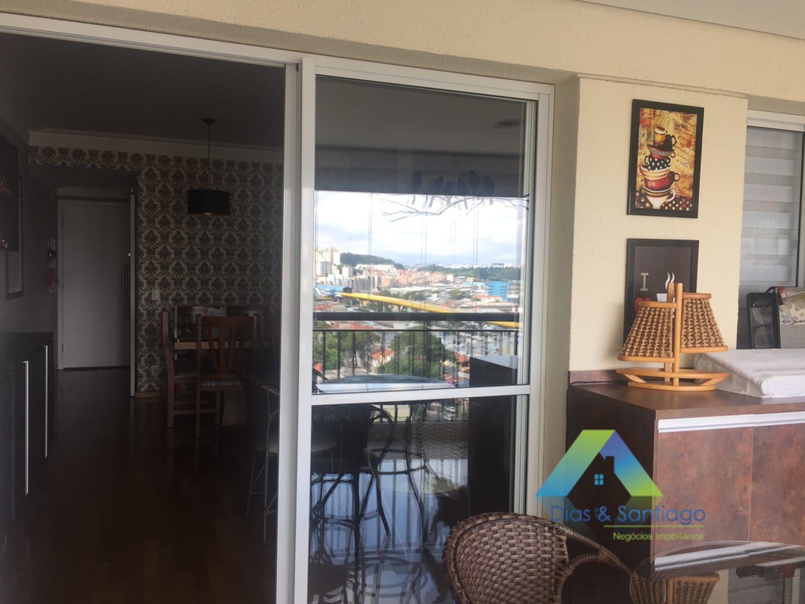 Apartamento à venda com 4 quartos, 108m² - Foto 2