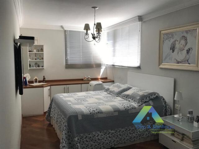 Apartamento à venda com 3 quartos, 200m² - Foto 9