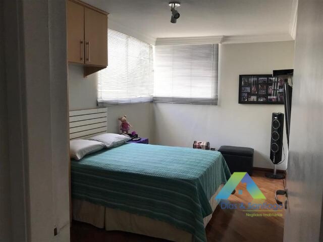 Apartamento à venda com 3 quartos, 200m² - Foto 11