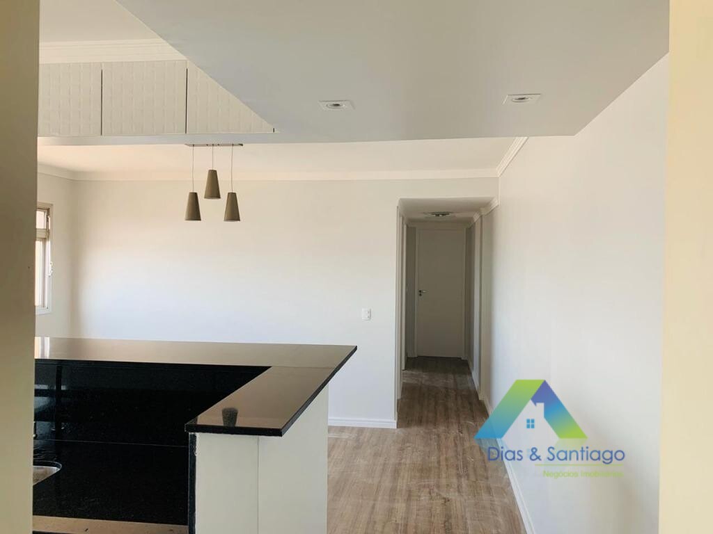 Apartamento à venda com 2 quartos, 63m² - Foto 9