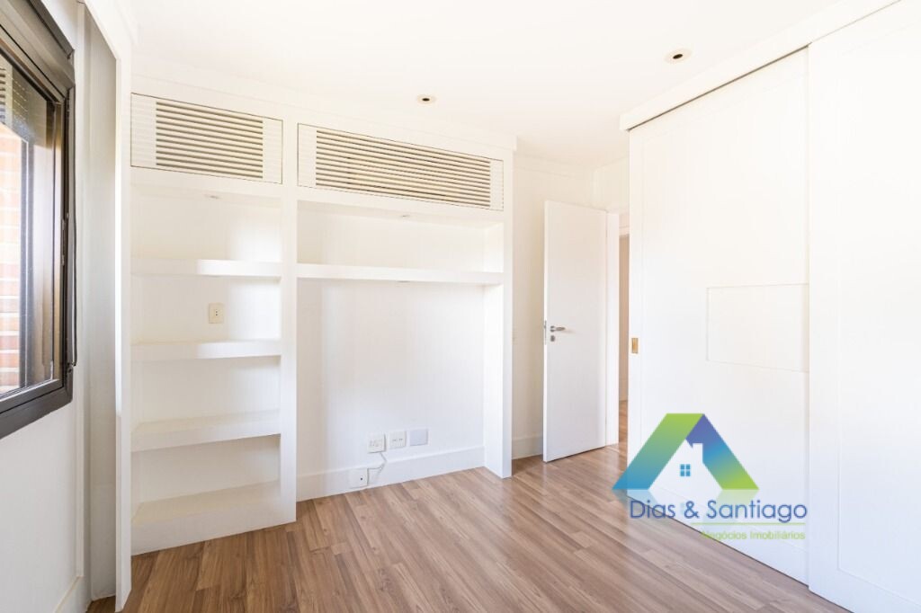 Apartamento para alugar com 4 quartos, 591m² - Foto 16