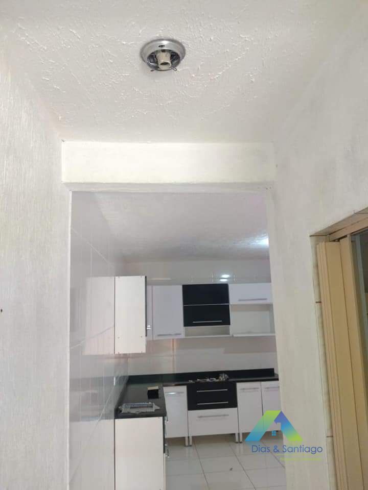 Sobrado à venda com 2 quartos, 128m² - Foto 3