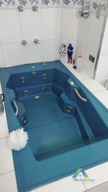 Sobrado à venda com 3 quartos, 200m² - Foto 13