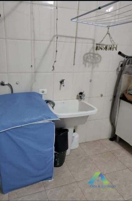 Sobrado à venda com 3 quartos, 200m² - Foto 17