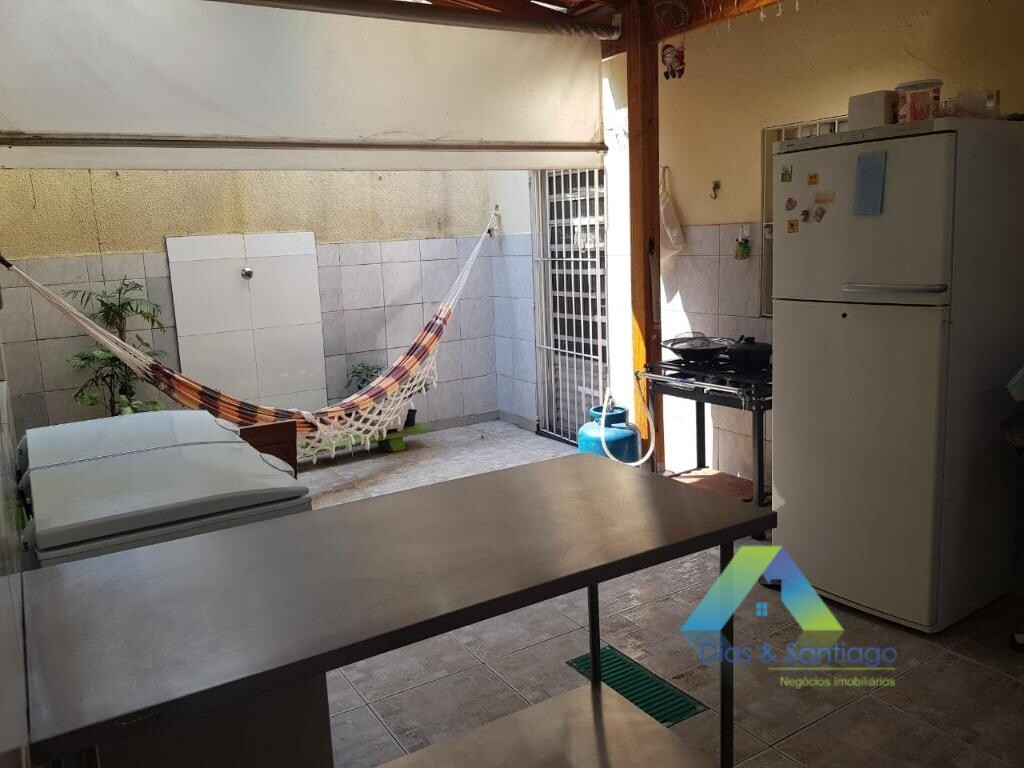 Sobrado à venda com 2 quartos, 100m² - Foto 26