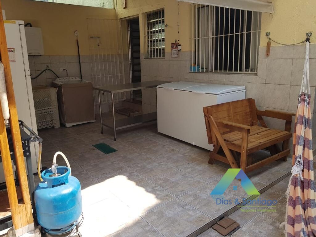 Sobrado à venda com 2 quartos, 100m² - Foto 23