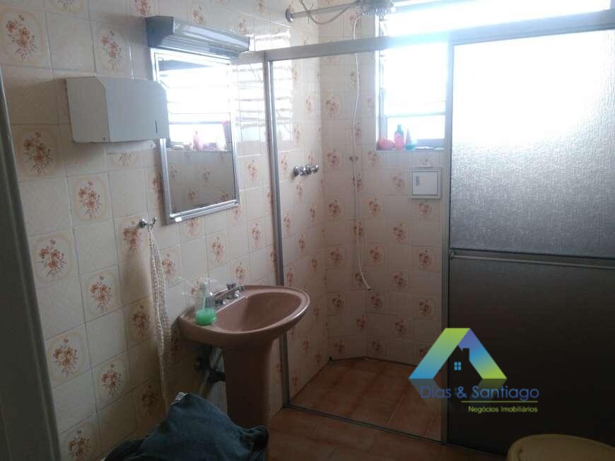 Casa à venda com 2 quartos, 210m² - Foto 13