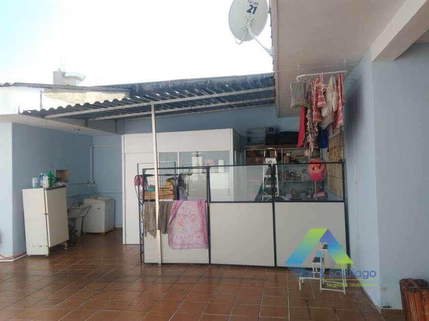 Casa à venda com 2 quartos, 210m² - Foto 9