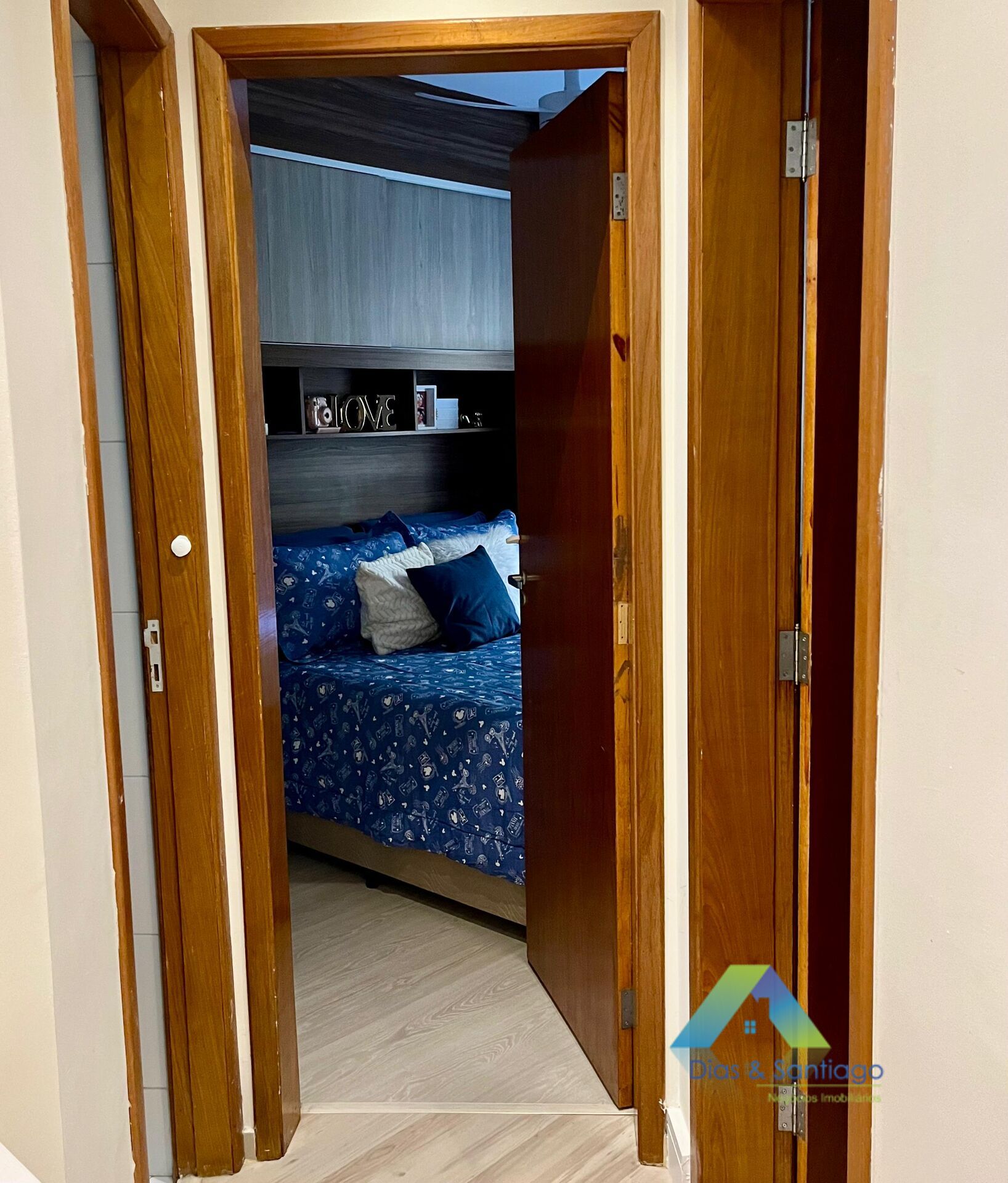 Apartamento à venda com 2 quartos, 56m² - Foto 11