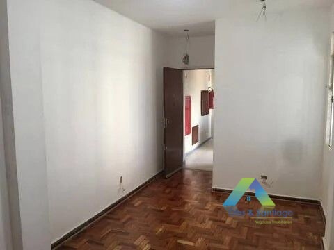 Apartamento à venda com 2 quartos, 71m² - Foto 1